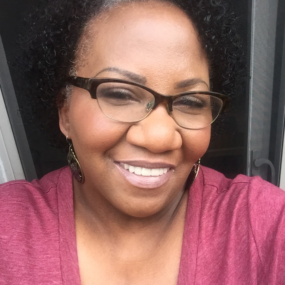 Meet your Posher, TLyn *TOP SELLER*